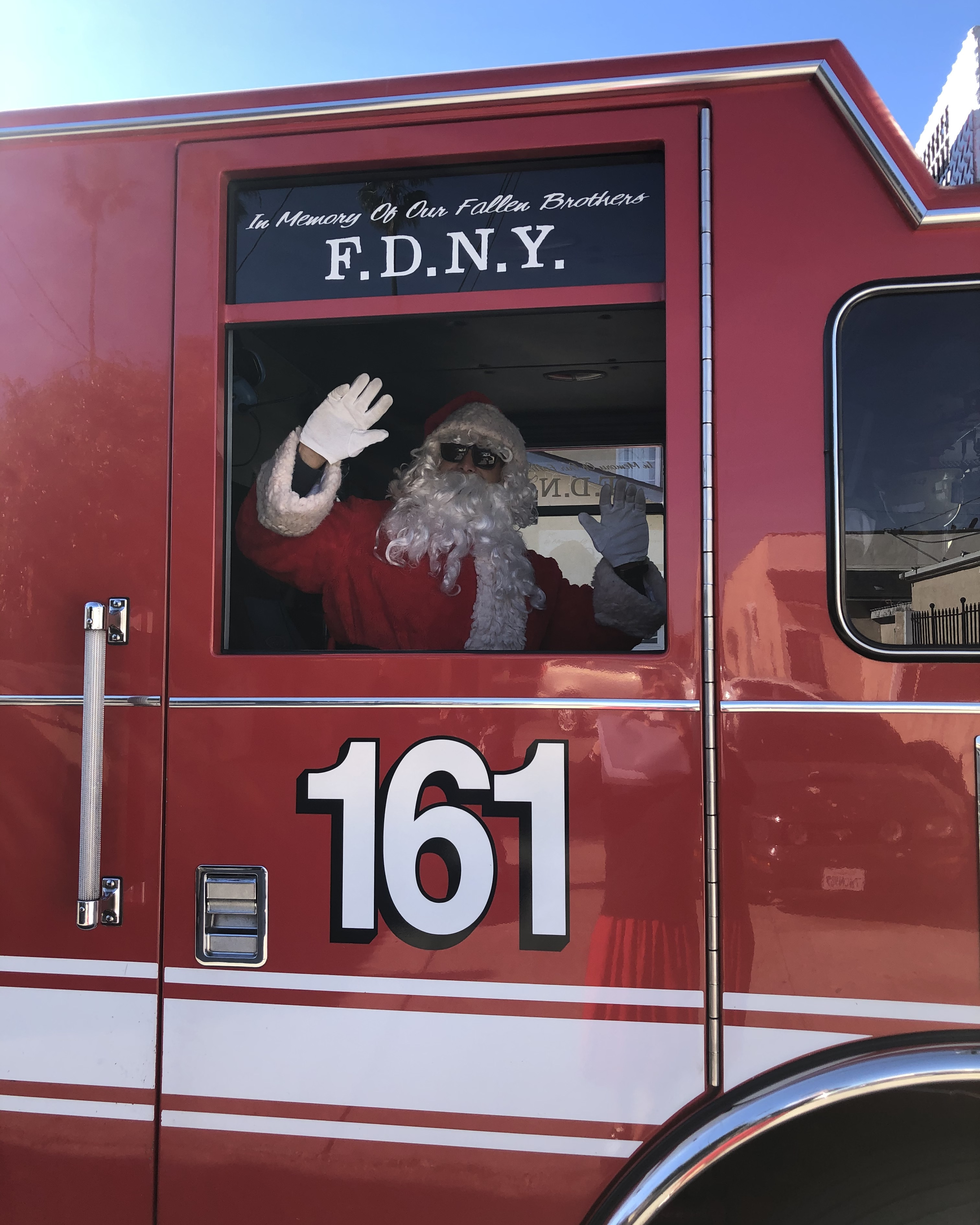 Santa Fire Engine 2.jpg